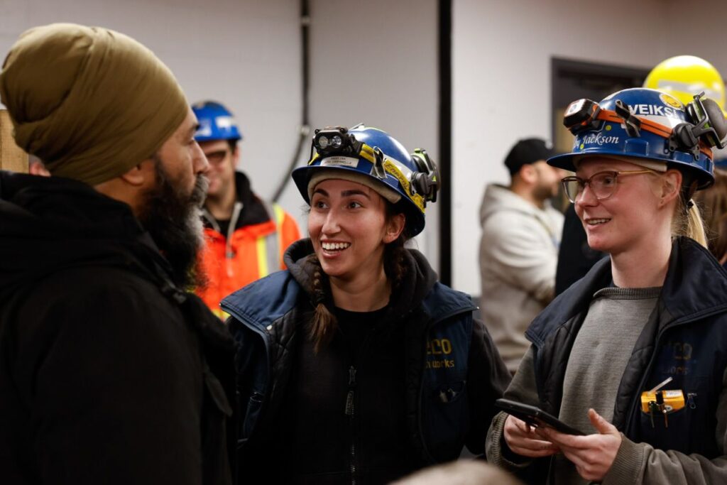 USW 1005 – Proud Canadian Steelworkers